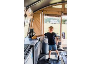 Tente de luxe Country Camp camping Leï Suves Quart Blavet 83520 Roquebrune-sur Argens Provence-Alpes-Côte d\'Azur