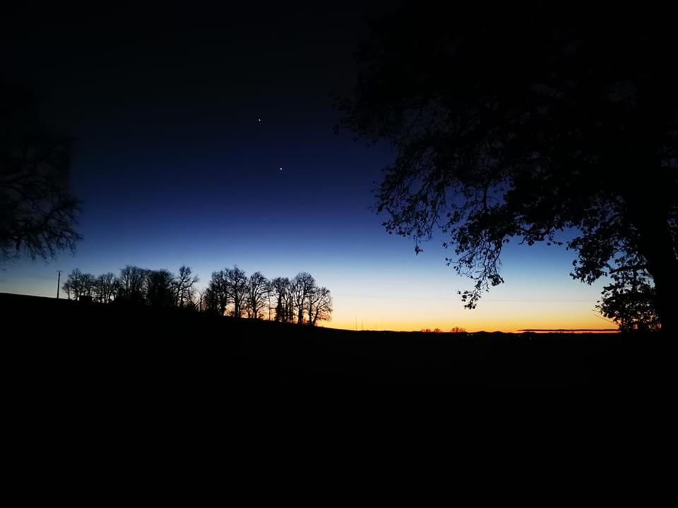 La yourte Liandra Chemin en Benazit, 32130 Pompiac