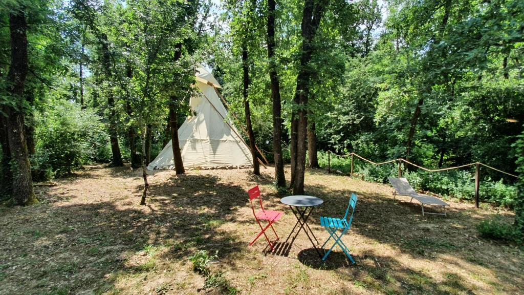 Tente de luxe Le Tipi des Belles Eaux 1755 Chemin de Bonneval 82370 Labastide-Saint-Pierre