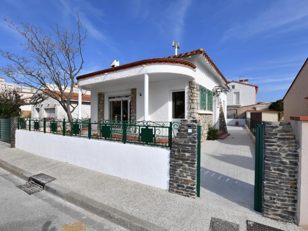 Ma caravane dans les collines 11400 Villeneuve-la-Comptal