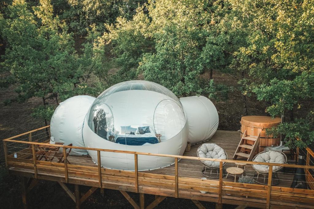 Tente de luxe Ô Clair de Bulles Céleste Bardy 47140 Monmares