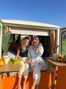 Rent a BlueClassics 's Campervan combi J9 en Algarve au Portugal