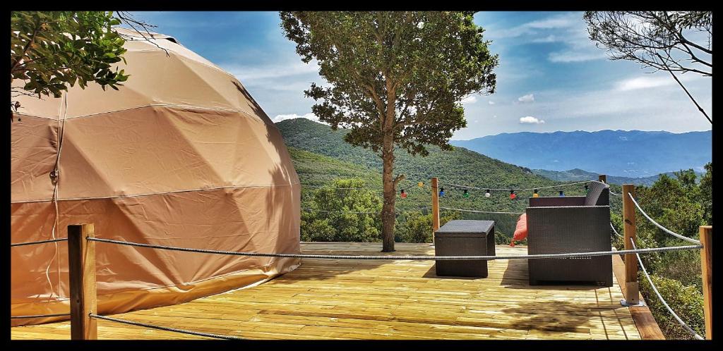 Tente de luxe Sottu E Stelle Village de Bisinao lieu dit Pietra Varghia 20166 Albitreccia