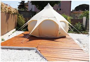Superbe glamping avec terrasse privative 5min mer