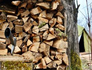 Tente bivouac & Spa privé avec poêle à bois