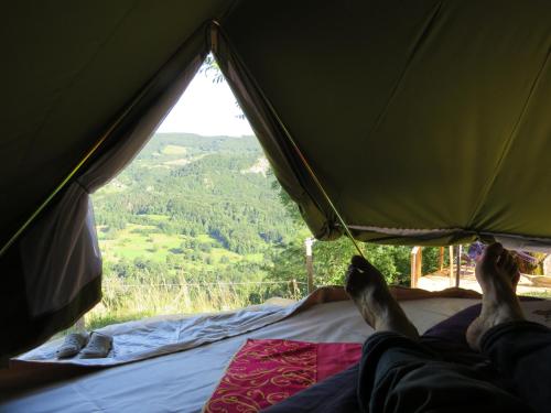 Tente confort en zone naturelle et moyenne montagne