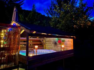 Yourte Bosquet with hot tub