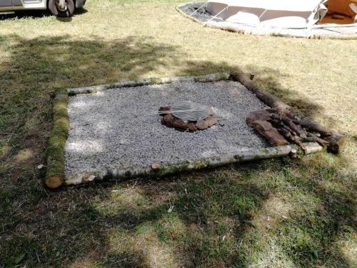 Tente de luxe tente insolite 1 à 5 personnes Tourlaouen Plouray