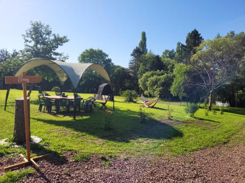 Tente Lodge Safari Saint-Martin-des-Besaces france