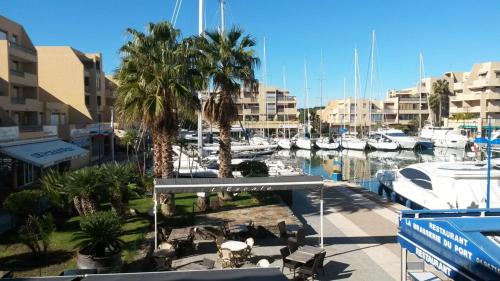 Appartement Terrasse sur la mer immeuble le Courlis, l'Esquillette, port de la Favière Quai d'Honneur Bormes-les-Mimosas