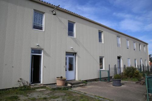 Maisons de vacances The 2 Gites Saphir et Rubis chemin des ouvriers La Chapelle-Largeau