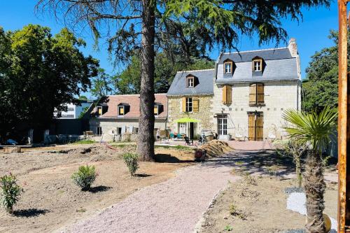 The Balzacienne Room in a charming mansion at the gates of Tours Saint-Avertin france