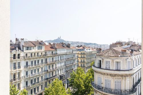 THE BUILDING - Appartement d'architecte avec vue Notre Dame de la Garde Marseille france