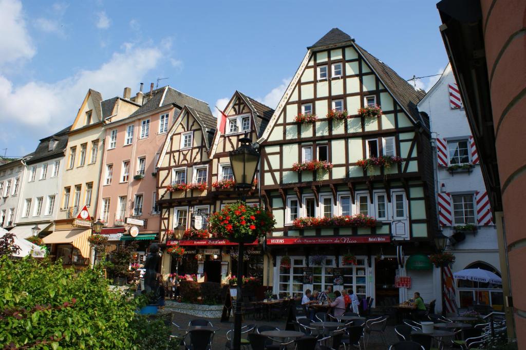 Hôtel The Burgklause Boutique Hotel Burgplatz 10-12, 53545 Linz am Rhein