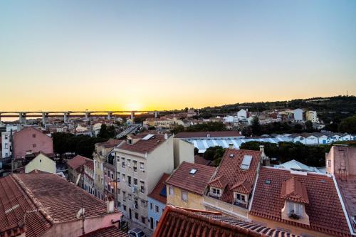 Appartement The Explorer's Home | Sunny. Central. Free Parking Calçada do Livramento 25, 1º esq Lisbonne