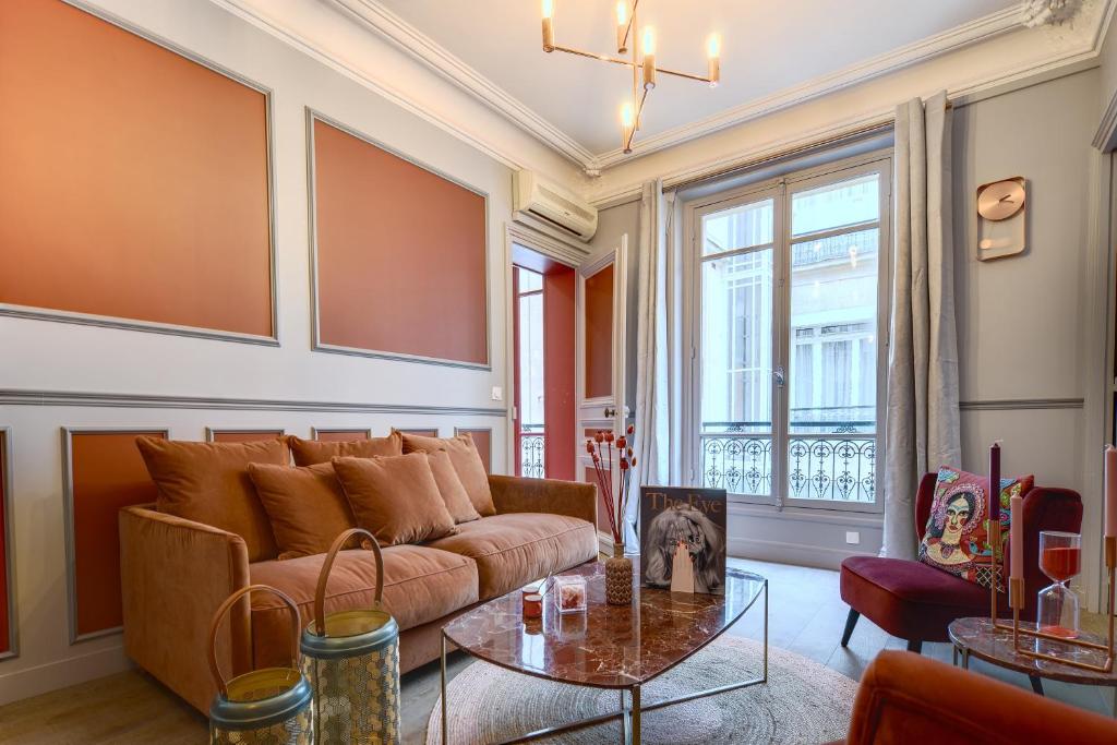 Appartement The Lord Byron Suite 10 rue de la trémoille, 75008 Paris