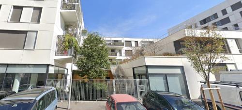 The Modern - Large Apartment - With Parking and Terrace Nanterre france