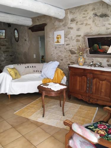 Maison de vacances The Old Barn 60 Rue du Pont de l'Eze La Tour-dʼAigues