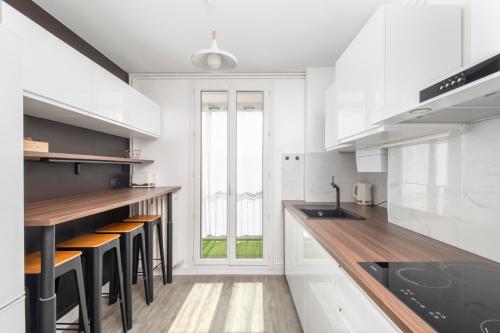 Appartement ✩THE ONE✩ Élégance et confort en plein centre 21 Place de l'Aveyron Colomiers