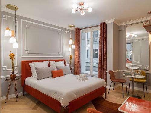 Appartement The Orange Haussmann 25 avenue Pierre 1er de Serbie Paris