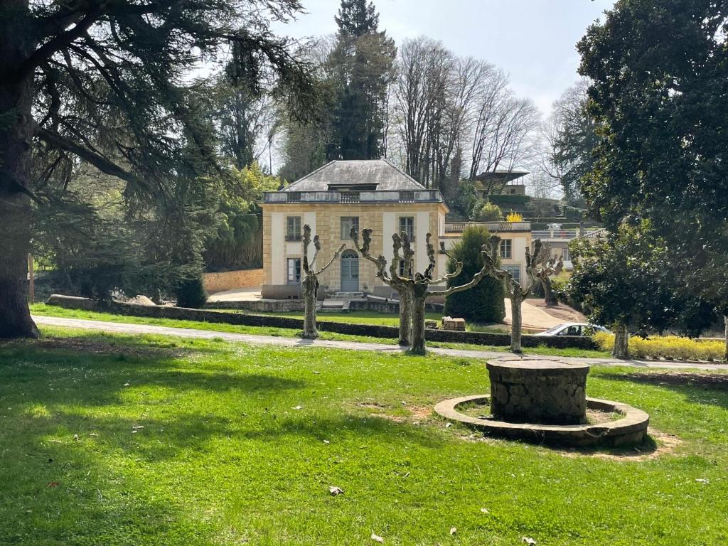 B&B / Chambre d'hôtes the Parc Place 2 Chemin du Plantier, 24200 Sarlat-la-Canéda