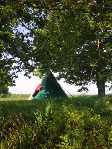 Tente de luxe Thipi Khola Touche Balard Bazouges-la-Pérouse