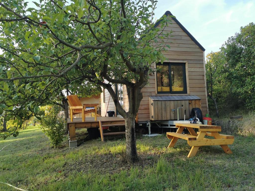 Maison de vacances Ti'belle, ma tiny house adorée 535 chemin de la combelle,  la Source, 26120 Chabeuil