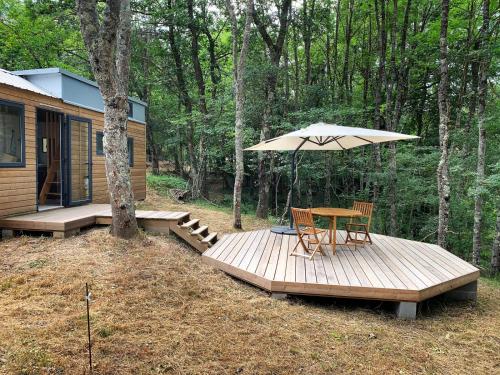 TINY HOUSE AUTONOME EN PLEINE NATURE Albières france