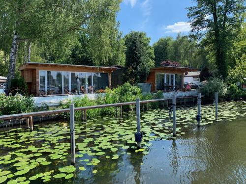 Tiny House oder Ferienwohnung auf der Sunset Marina Berlin allemagne