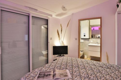 Appartement Tiny studio + petite terrasse, à 90 m de la plage ! 6 5 Rue du Boulevard de l'Ouest Les Sables dʼOlonne