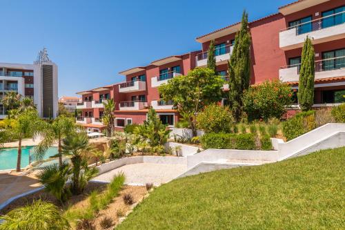 Topazio Vibe Beach Hotel & Apartments Albufeira portugal