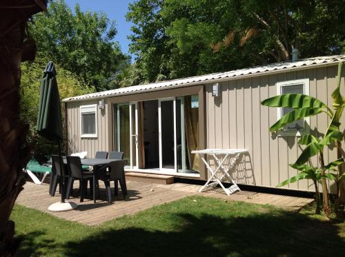 Camping TOPSUN Argelès La Sirène 3 bedroom Max 4 adulte et 2 des ses enfants Camping la Sirène Argelès-sur-Mer