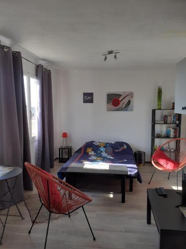 Toulon Est La Valette Studio 35m2 dominant parking proche mer Toulon france