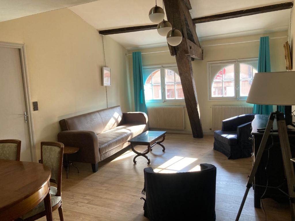 Appartement Toulouse centre: T2 bis dans immeuble historique 47 Rue Pharaon, 31000 Toulouse