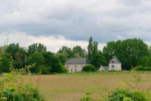 Tour de Bablou - insolite Allouis france