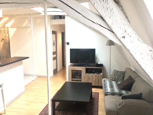 TOURS quartier halles 70m2 Tours france