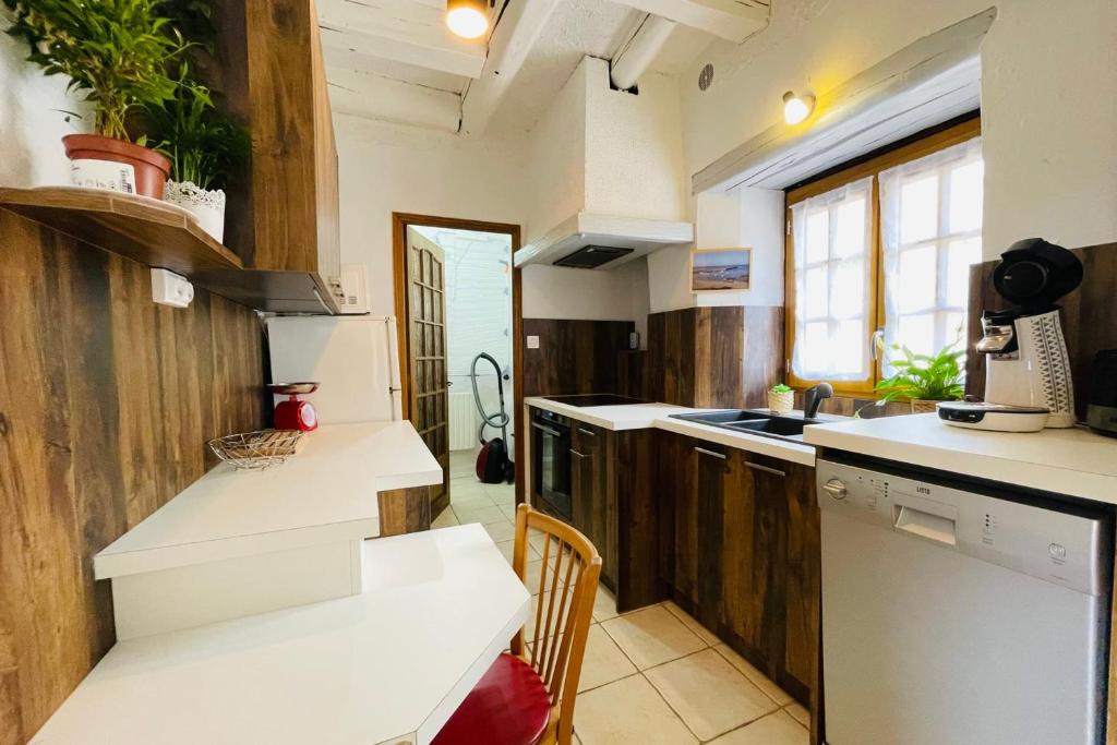 Maison de vacances Townhouse on the banks of the Indre 6 Impasse de la Tour 37320 Esvres Petite impasse en face du 4/4bis rue de la Tours, 37320 Esvres