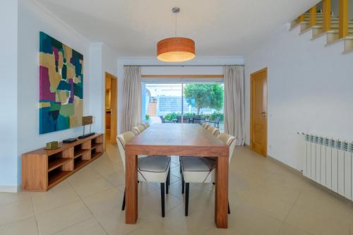 Maison de vacances Townhouse Vila da Praia Rua Josefa de Óbidos, 7 Casa A4 Casal da Lagoa Seca