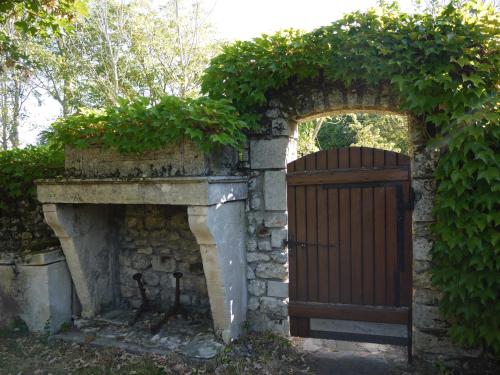 Traditional Charentais cottage near Royan Balanzac france