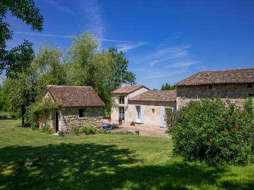 Tranquil Home in Saint Martin de Gurson 15min from Saint Emilion s vineyard Saint-Martin-de-Gurçon france