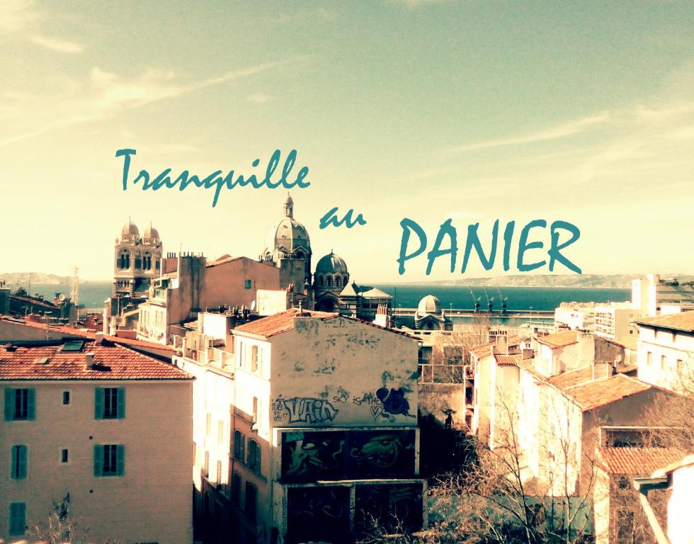 Appartement Tranquille au PANIER face à la mer 19 Rue Puits du Denier, 13002 Marseille