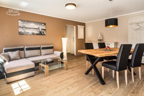 Appartement Traumhaftes Appartement mit Terrasse , ruhige Lage in Strandnähe, WLAN, Sauna Göhrener Weg 39 Lobbe