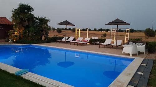 B&B / Chambre d'hôtes Trendy and Luxe Bed & Breakfast Caixa Postal, 67 Ferreira do Alentejo