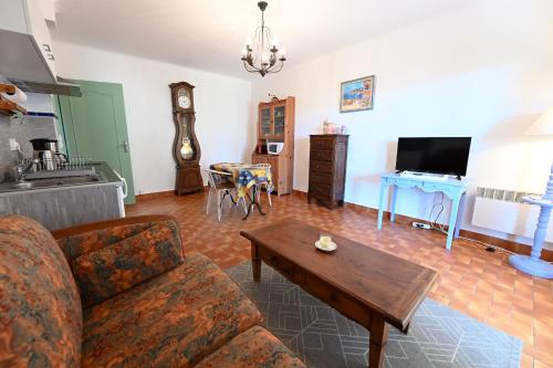 Appartement trés beau 2 pièces 12 Rue Luc Sole Port-Vendres