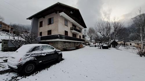 Tres bel appartement dans une maison avec SPA Séez france