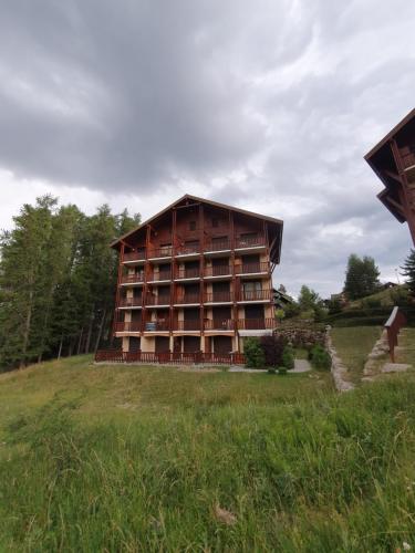 Très bel appartement vue montagne du Dévoluy Le Dévoluy france