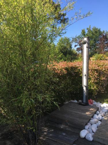 Très belle villa avec piscine au calme de la forêt Le Porge france