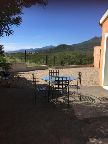 Maison de vacances Très jolie mini villa douillette avec vue sur montagne 4 Lotissement l'Orée du Lancone Biguglia