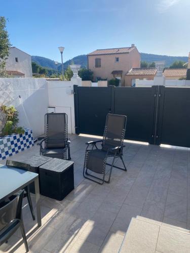 Appartement Très jolie T2 74 Allée des Violettes Aubagne