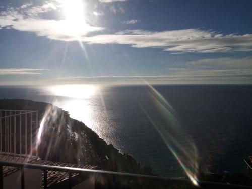 Triplex entre ciel et mer Roquebrune-Cap-Martin france